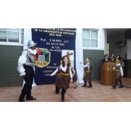 El Milagro de la Cruz y cumpleaños del Colegio